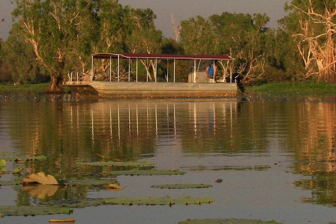 1 Day Corroboree Billabong Wetland Experience including 2.5 hour cruise + lunch - Who should book this wetland experience?