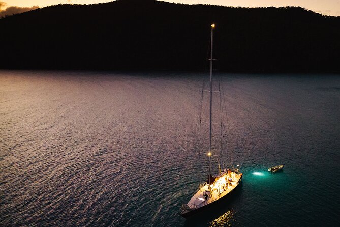 2 Day & 2 Night Whitsunday Islands Sailing Adventure on Condor - Day two: Hill Inlet Lookout and Whitehaven Beach