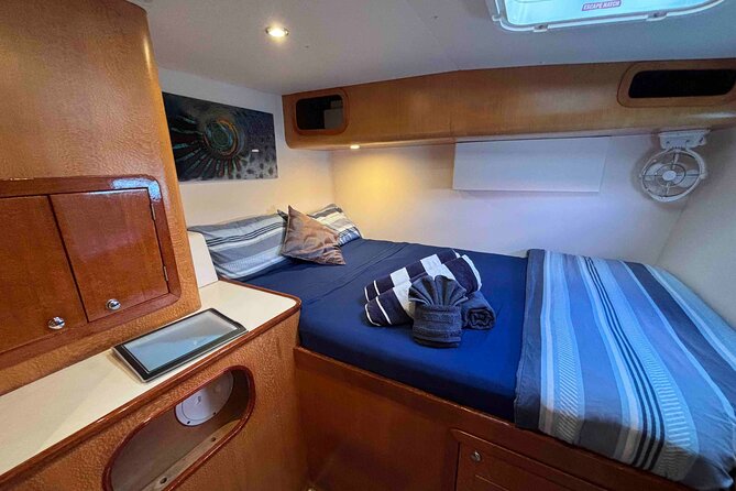 3 Night Ningaloo Reef Snorkel and Dive Getaway from Coral Bay - Day 1: Coral Bay departure at 4:00 p.m.
