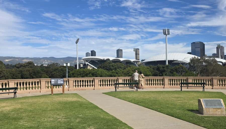 Adelaide City Highlights Half-Day Tour, Mt Lofty & Hahndorf - A Four-Hour Snapshot of Adelaide