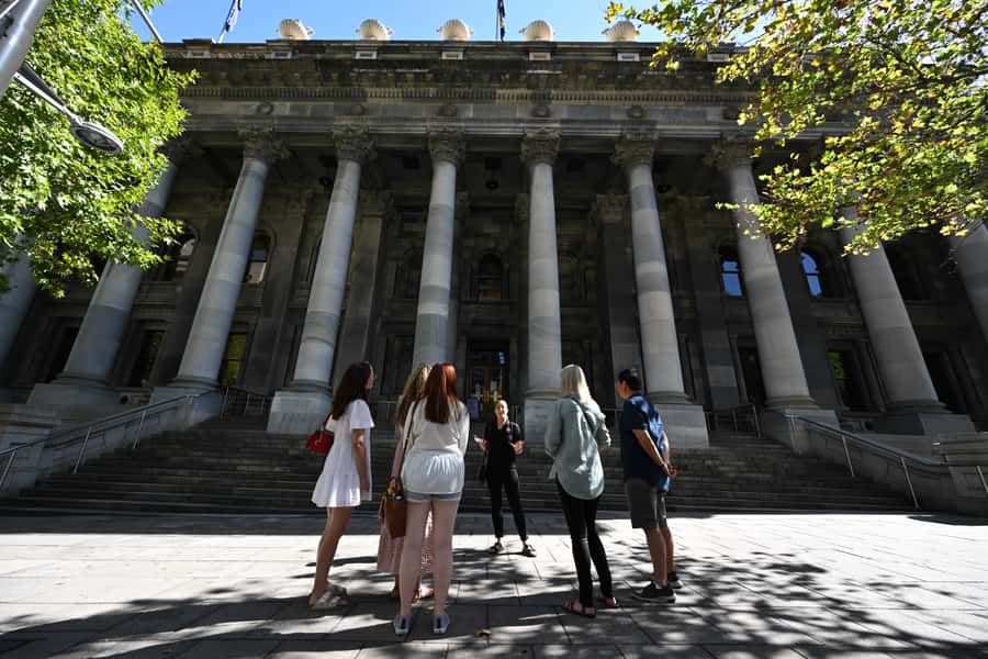 Adelaide: City Walking Tour with Guide - Rundle Mall and Adelaide Arcade: shopping streets with character