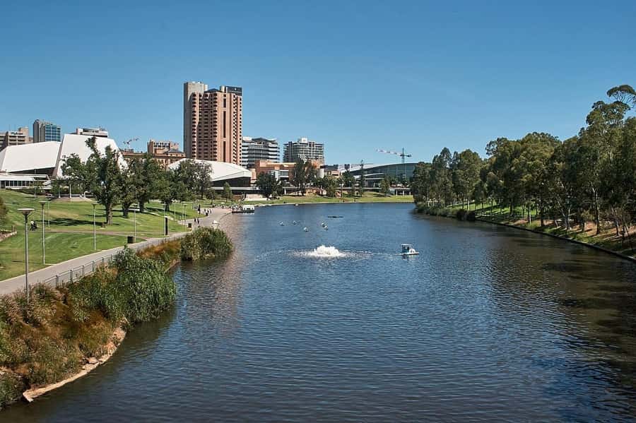 Adelaide: Dark Secrets and True Crime Walking Tour - A longer South Australian section