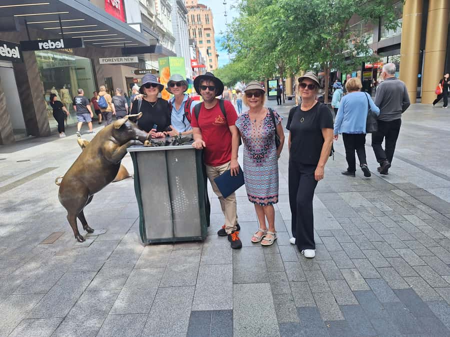 Adelaide: Guided Ultimate Walking Tour with Drink and Snack - What the $52 price really buys you