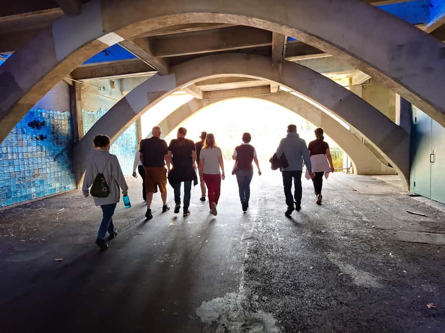 Adelaide: Guided Ultimate Walking Tour with Drink and Snack - Starting at 25 Pirie Street and Victoria Square