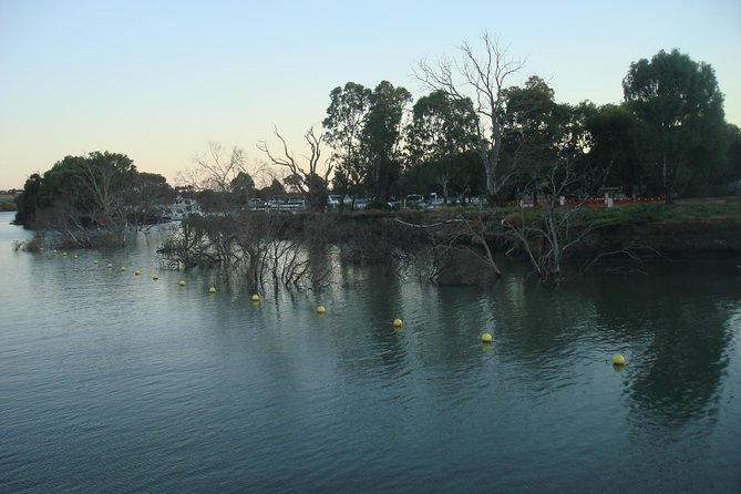 Adelaide Hills Tour with River Murray Lunch Cruise - Hahndorf in one fast hour