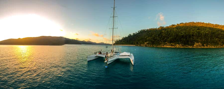 Airlie Beach: 2-Day Whitsunday Islands Sailing Snorkel Tour - Snorkeling around Hook and Whitsunday Islands