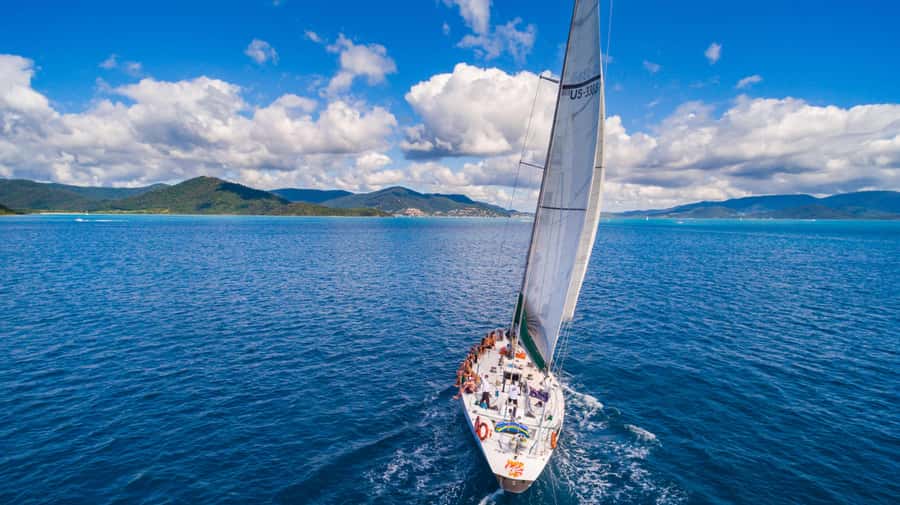 Airlie Beach: 2-Night Whitsundays Sailing Trip with Meals - Quick points to know