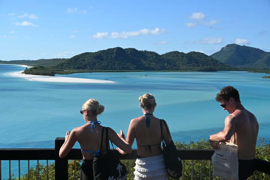 Airlie Beach: 2-Night Whitsundays Sailing Trip with Meals - Weather, safety, and the practical drawbacks
