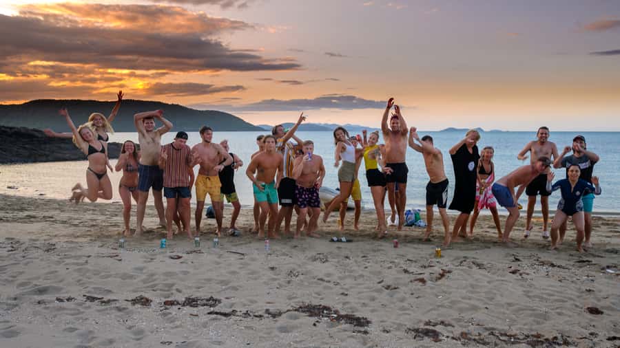 Airlie Beach: 2-Night Whitsundays Sailing Trip with Meals - Meeting the crew at Coral Sea Marina