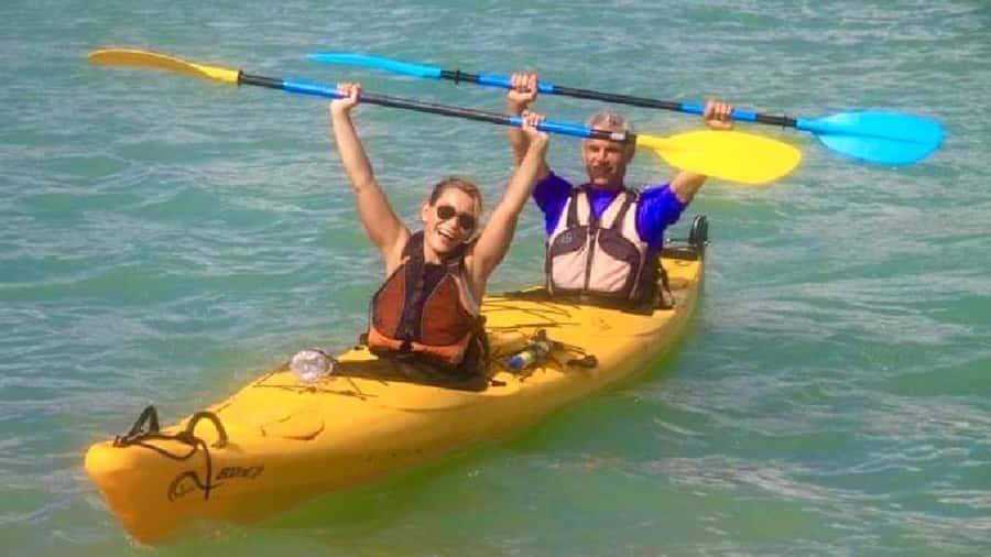 Airlie Beach: Half Day Turtle Tour Sea Kayaking Adventure - Paddling out from Shingley Beach