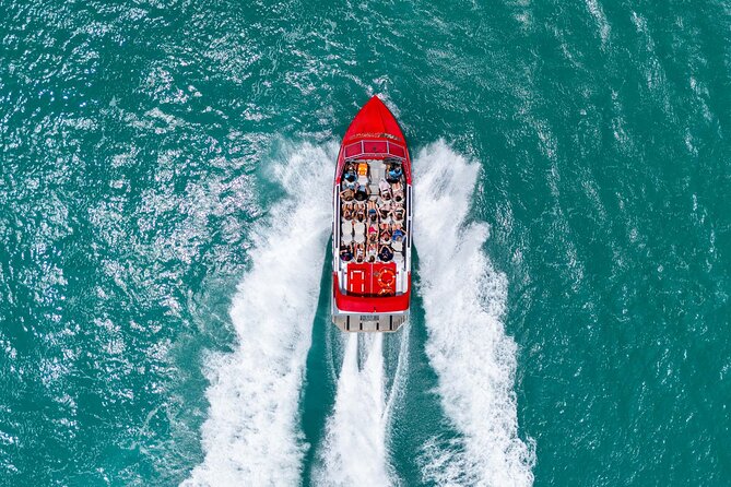 Airlie Beach Jet Boat Thrill Ride - How Wet and Extreme Is It?