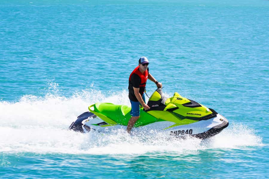 Airlie Beach: Jet Ski Safari Hour of Power and Marine Life - Turquoise bays, island views, and changing water