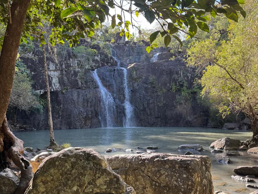 Airlie Beach: Roundtrip Tour to Cedar Creek. - Why Cedar Creek works as a short Whitsunday outing