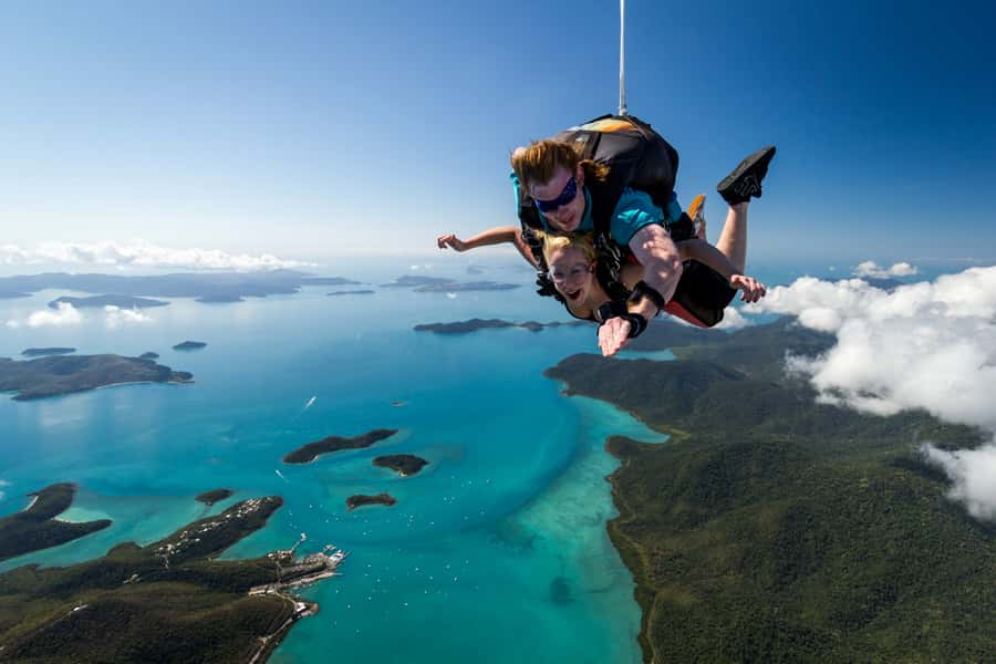 Airlie Beach: Tandem Skydive over the Whitsundays - Why 15,000 feet is worth considering