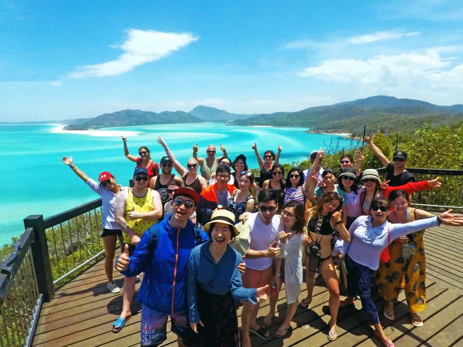 Airlie Beach: Whitehaven Beach Club - Setting off from Rufus & Co. Cafe
