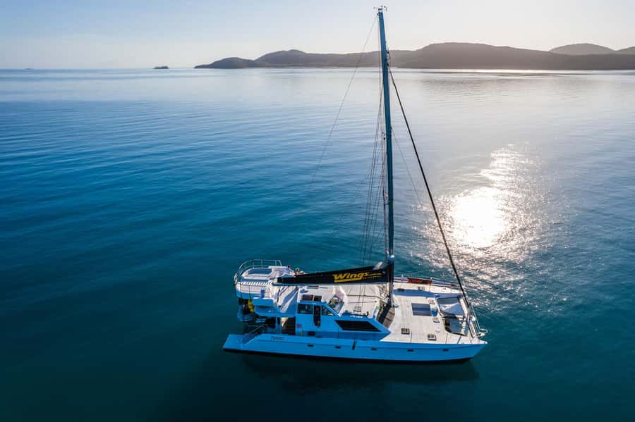 Airlie Beach: Whitsunday Islands Sailing, SUP & Snorkel Tour - Langford Island and the hour built for choice