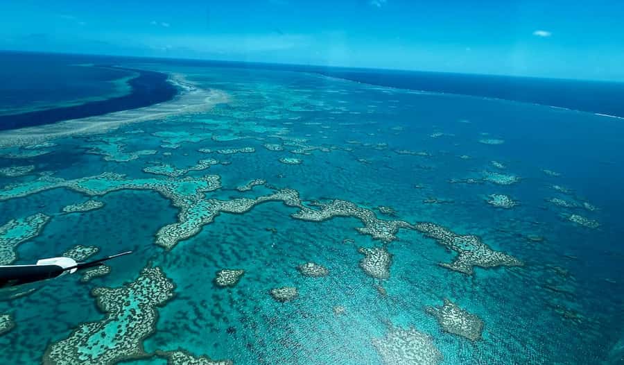 Airlie Beach: Whitsundays & Great Barrier Reef Scenic Flight - Whitehaven Beach and Hill Inlet