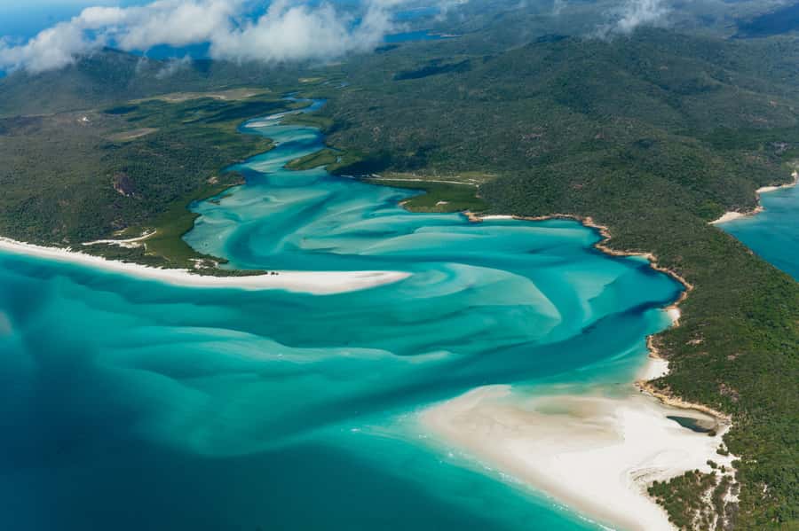 Airlie Beach: Whitsundays & Heart Reef Scenic Flight - Who should book this scenic flight?