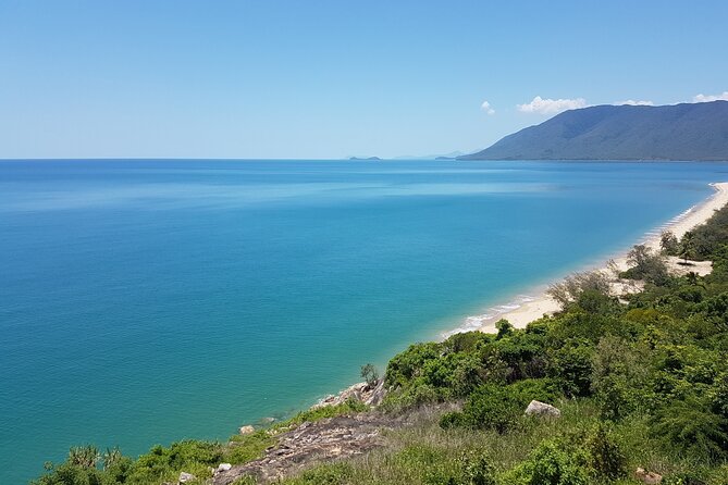 Airport Transfers between Cairns Airport and Palm Cove - Comfort, Safety, and Luggage Handling