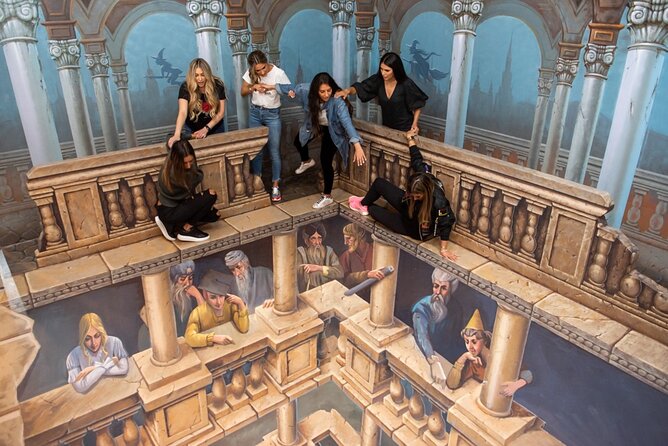 ArtVo Immersive Gallery Experience - Why the photos are the main event