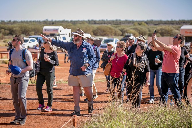 Ayers Rock Day Trip from Alice Springs Including BBQ Dinner - The five-hour road to the red centre