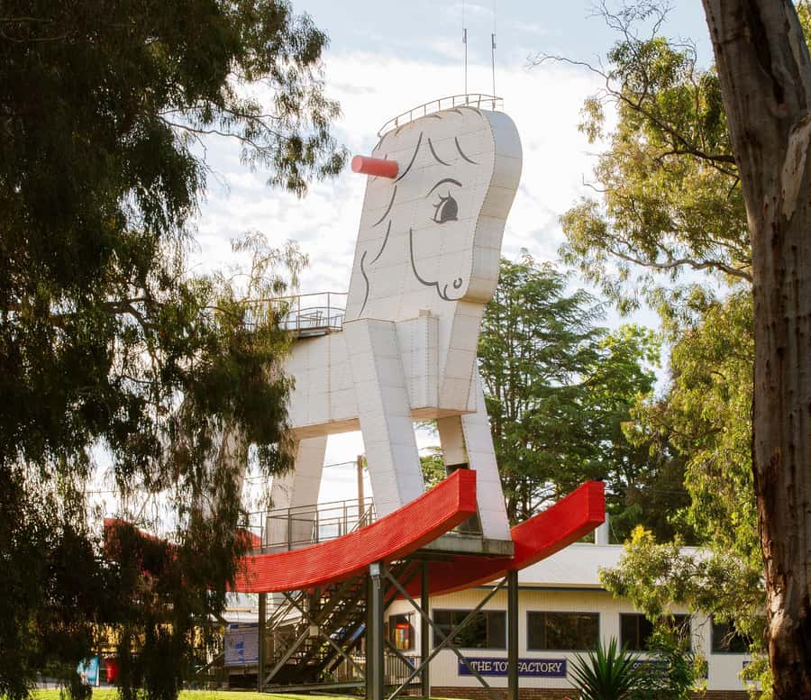 Barossa: Enjoy Wine, Lunch, Brewery, Chocolate & Wildlife - Tanunda gives you the day’s main choice