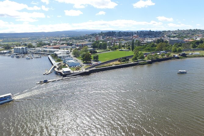 Batman Bridge 4 Hour Luncheon Cruise including sailing into the Cataract Gorge - Tasmanian wine and beer tasting
