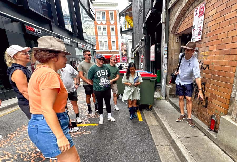 Best of Brisbane Walking Tour | Small Group & snack - Queen Street Mall and Brisbane Arcade