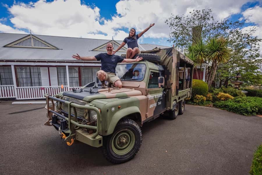 Blue Mountains 3 Hour Army Truck Adventures - Katoomba, Medlow Bath, and Blackheath from the road