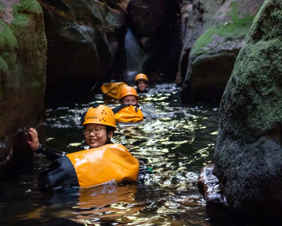 Blue Mountains: Abseiling and Canyoning Experience - Lunch before the wet section