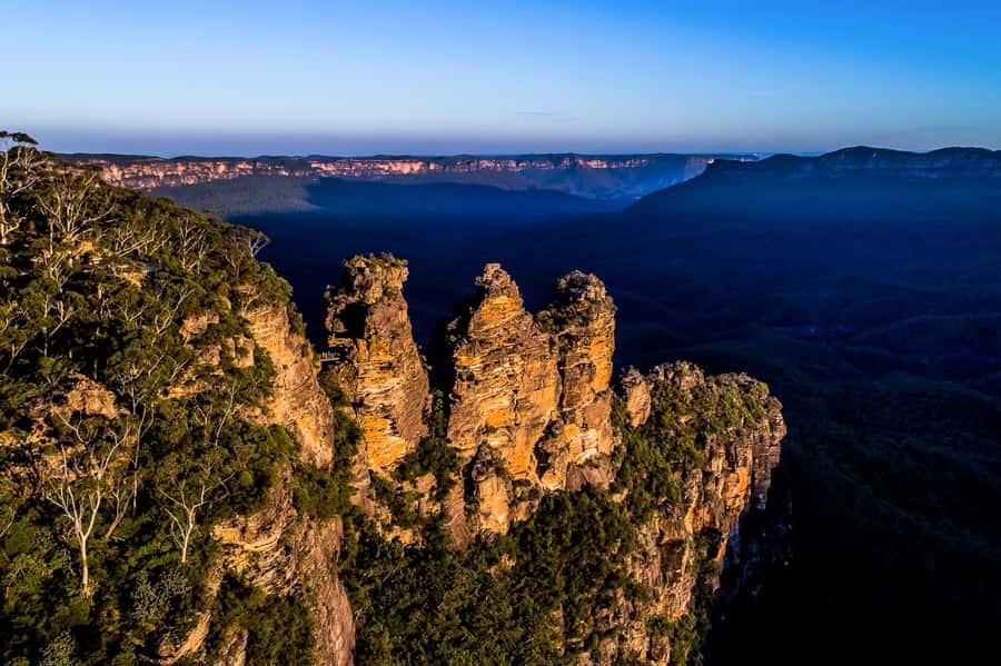 Blue Mountains Sunset Waterfalls Wildlife Tour From Sydney - Wildlife, plants, and Aboriginal context