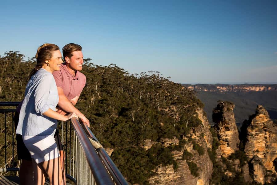 Blue Mountains Sunset Waterfalls Wildlife Tour From Sydney - What the guides add to the day