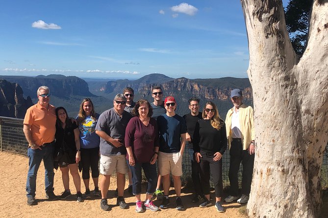 Blue Mountains: Three Sisters, Scenic World and Wildlife park - Transport, walking, and group size