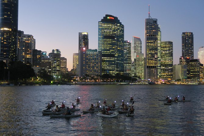Brisbane City Twilight Kayak - Paddling along the Brisbane River