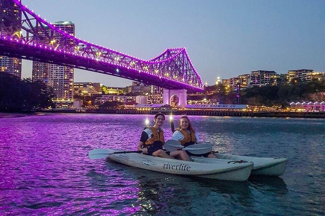 Brisbane City Twilight Kayak - Under Brisbane’s inner-city bridges
