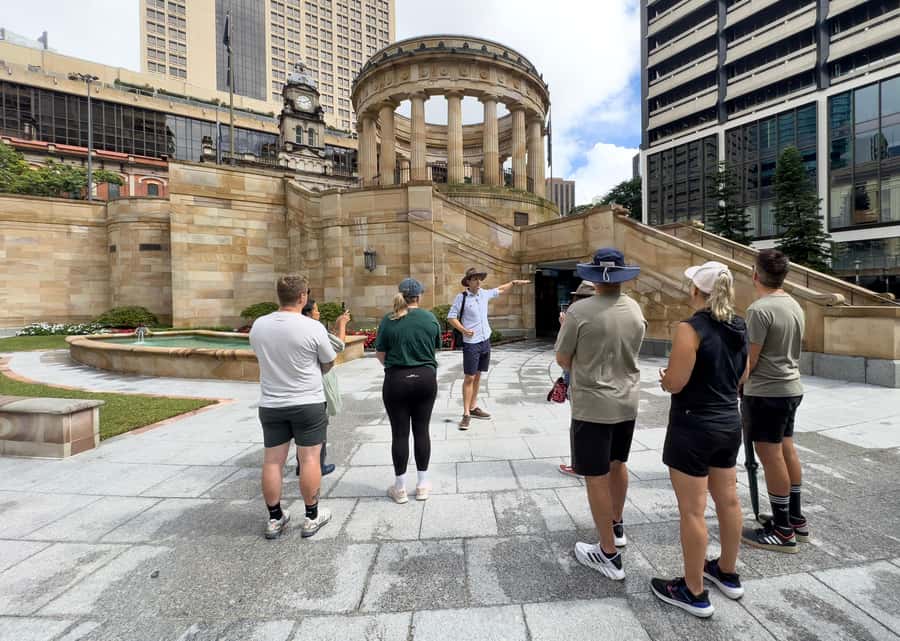 Brisbane City Walking Tour | Small group | 100 minutes - Is $38 good value for 90 minutes?