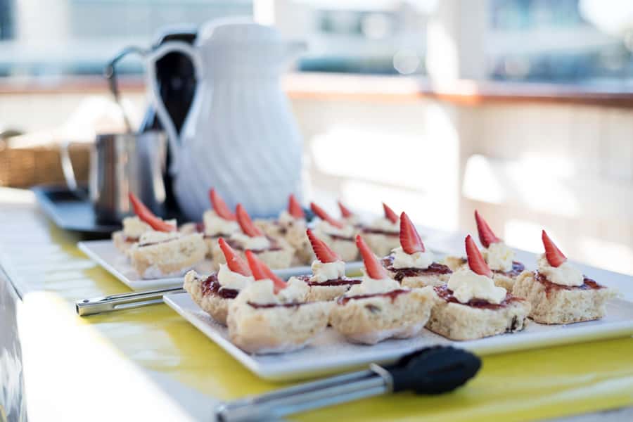 Brisbane: Cruise to Lunch Package: 10:30am-2pm (3.5hr) - The first 45 minutes: Brisbane from the river