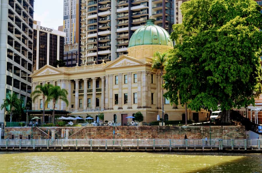Brisbane: Midday 1.5-Hour Sightseeing Cruise 12.30pm-2.00pm - South Bank is the right place to begin
