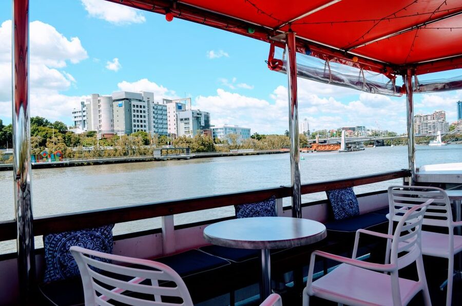 Brisbane: Morning Sightseeing Cruise: 10:30am-12pm (90min) - Cruising past Kangaroo Point and the city centre