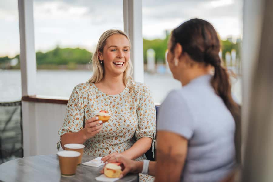 Brisbane: Morning Sightseeing Cruise: 10:30am-12pm (90min) - Commentary that keeps the ride moving