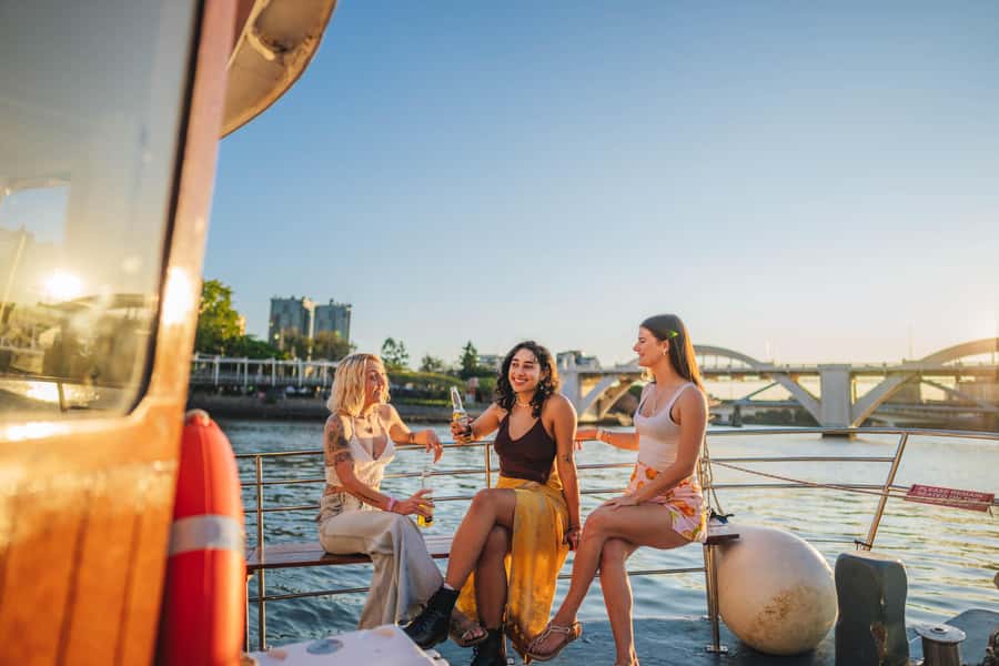 Brisbane: Morning Sightseeing Cruise: 10:30am-12pm (90min) - Value at $34 per person