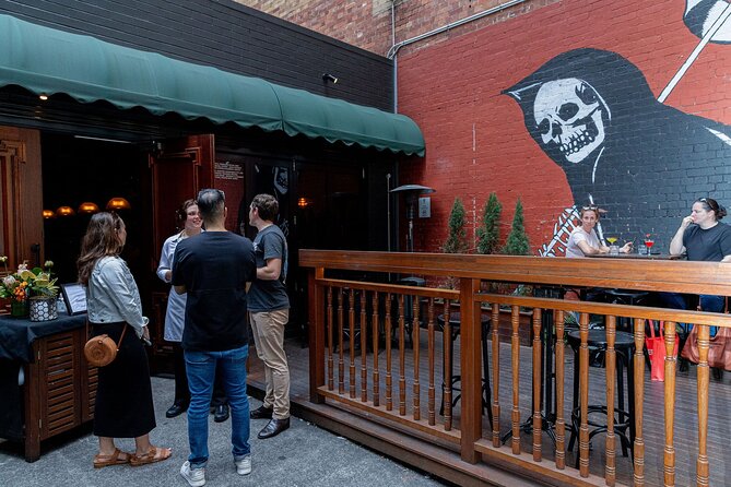 Brisbane Small Bars and Street Art Tour - Saturday route: central bars with art along the way