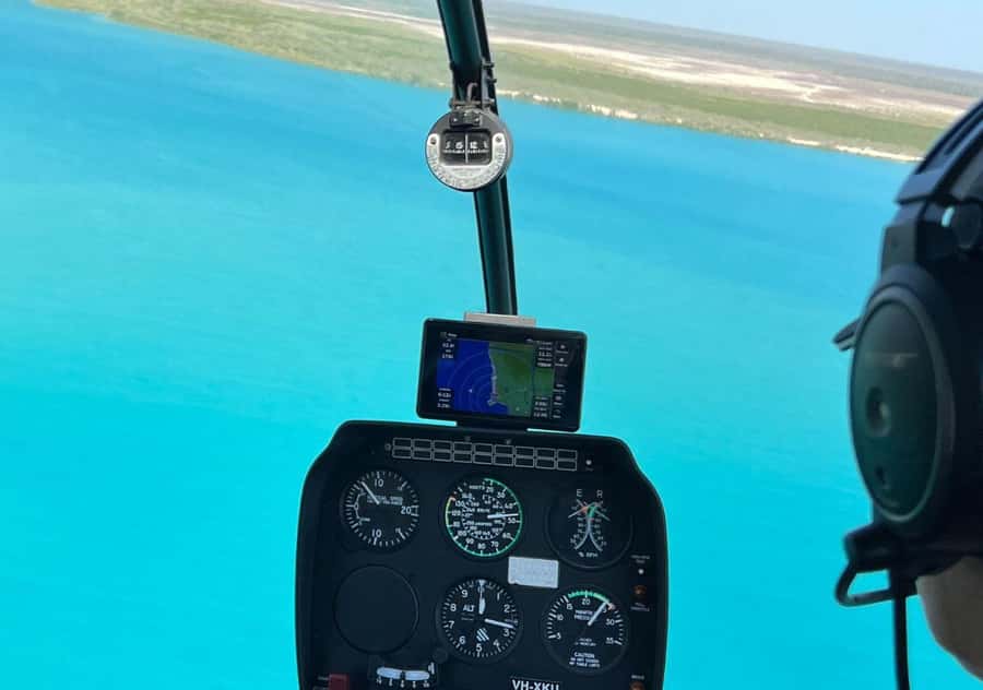 Broome: 30-Minute Scenic Helicopter Flight - The red cliffs and lighthouse at Gantheaume Point