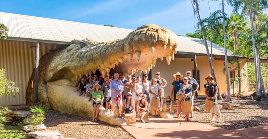 Broome: Malcolm Douglas Crocodile Park Tour with Transfers - Entering through the giant crocodile jaws