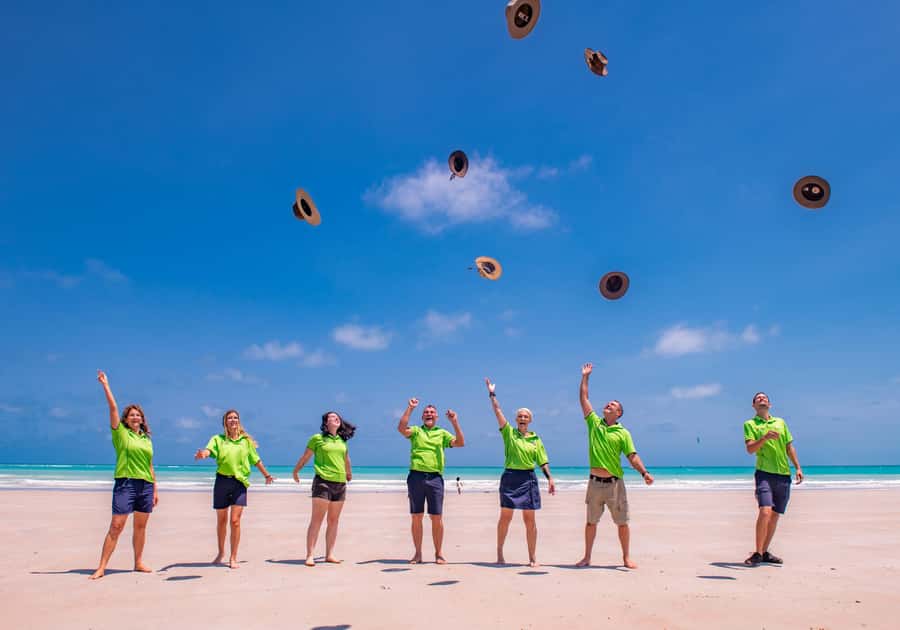 Broome: Panoramic and Discovery - Morning Tour w/ Transfers - Roebuck Bay and Entrance Point from the road