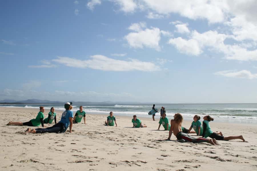 Byron Bay: Group Surf Lesson with Instructor - What the 150-minute lesson covers