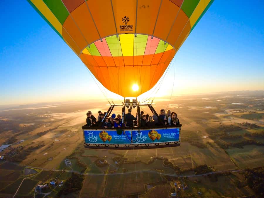 Byron Bay: Sunrise Hot Air Balloon Flight with Breakfast - Watching a balloon come to life