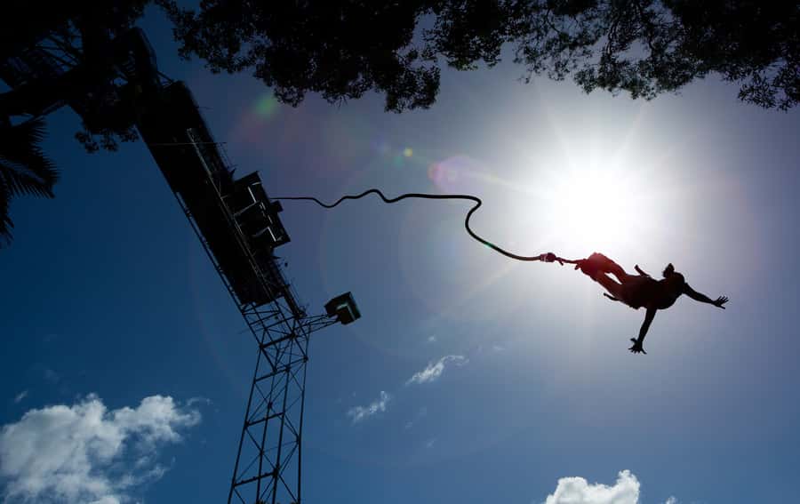 Cairns: Bungy Jump - The 50-meter tower and the view