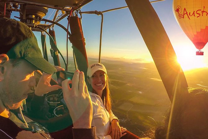 Cairns Classic Hot Air Balloon ride - The flight itself, from low fields to high views