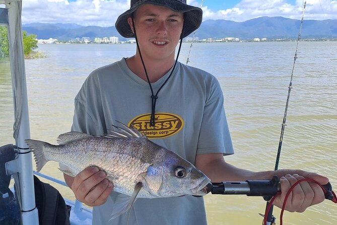 Cairns Estuary Fishing - What Darryl adds to the experience